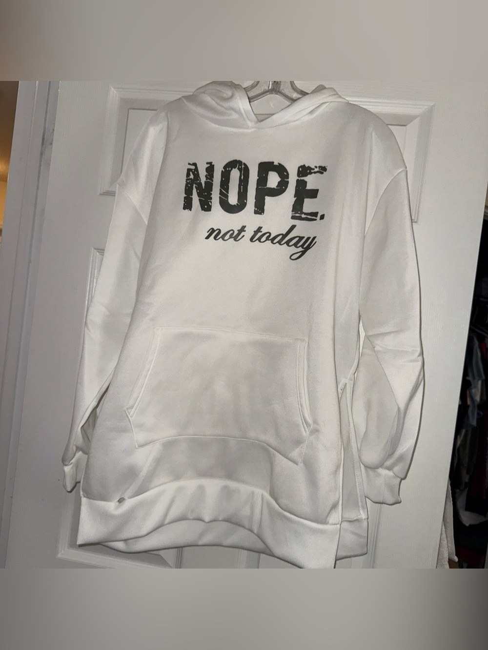 SHEIN White Hooded Pullover Sweatshirt